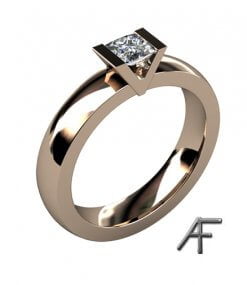 enstensring med prinsess slipad diamant