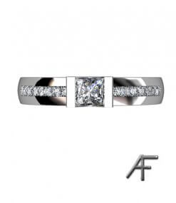 vitguldsring prinsess och briljanter