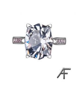 fenakitring i 18 k vitguld