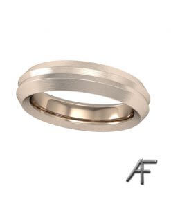 matterad guldring specialdesign