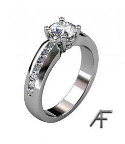 solitärring med prinsesser