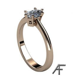 solitärring med cusion diamant