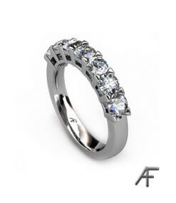 vitguldsring allians 7 diamanter