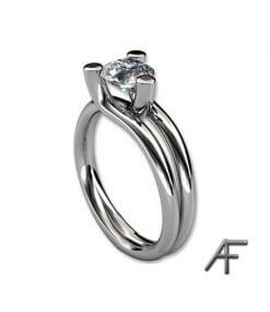 vitguldsring med diamanter divided