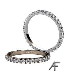 2 st hel alliansringar i 18 k guld